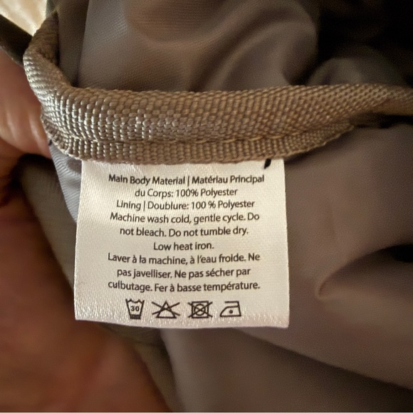 Beyond Yoga Convertible Backpack Tote Birch New With Tags Gym Studio Diaper Bag - Picture 10 of 12